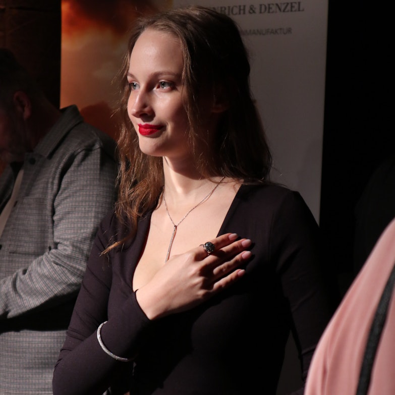 Happy Legs Model und Tänzerin