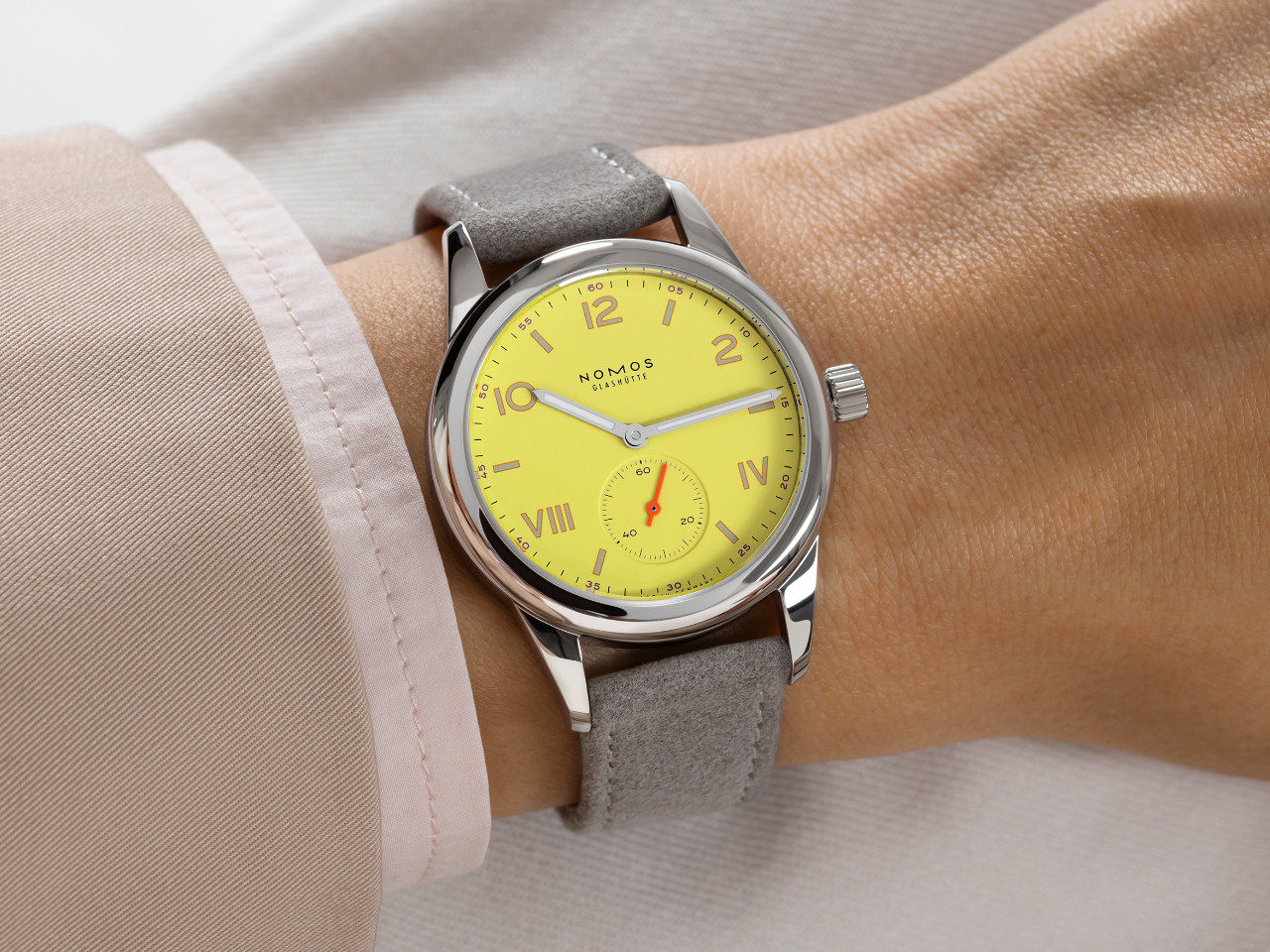 NOMOS Glashütte Club Campus 36 Starlight Handaufzug