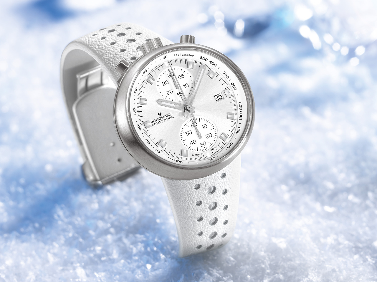 Junghans 1972 Competition Weiß Ansicht
