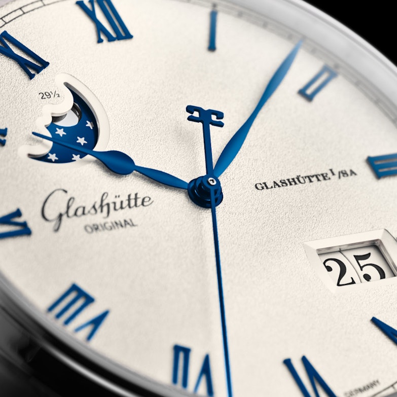 Glashütte Original Senator Excellence Panoramadatum Mondphase Frostsilber Zifferblatt