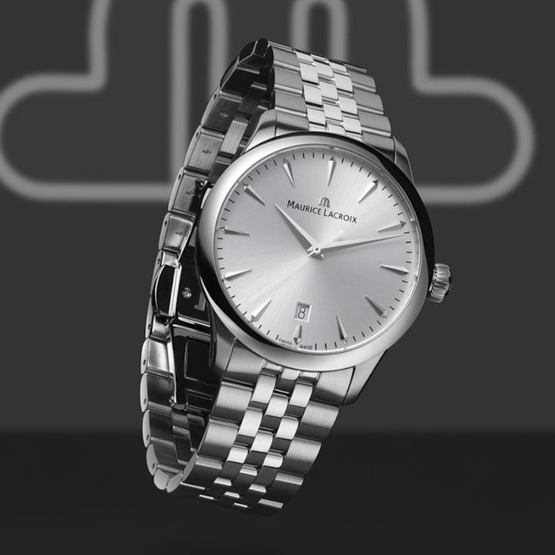 Maurice Lacroix 1975 Automatik Edelstahl 40mm silberfarbenes Zifferblatt Metallband