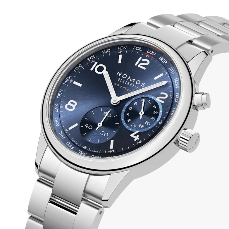 NOMOS Glashütte Club Sport neomatik Weltzeit Automatik Edelstahl 40mm blaues Zifferblatt Metallband
