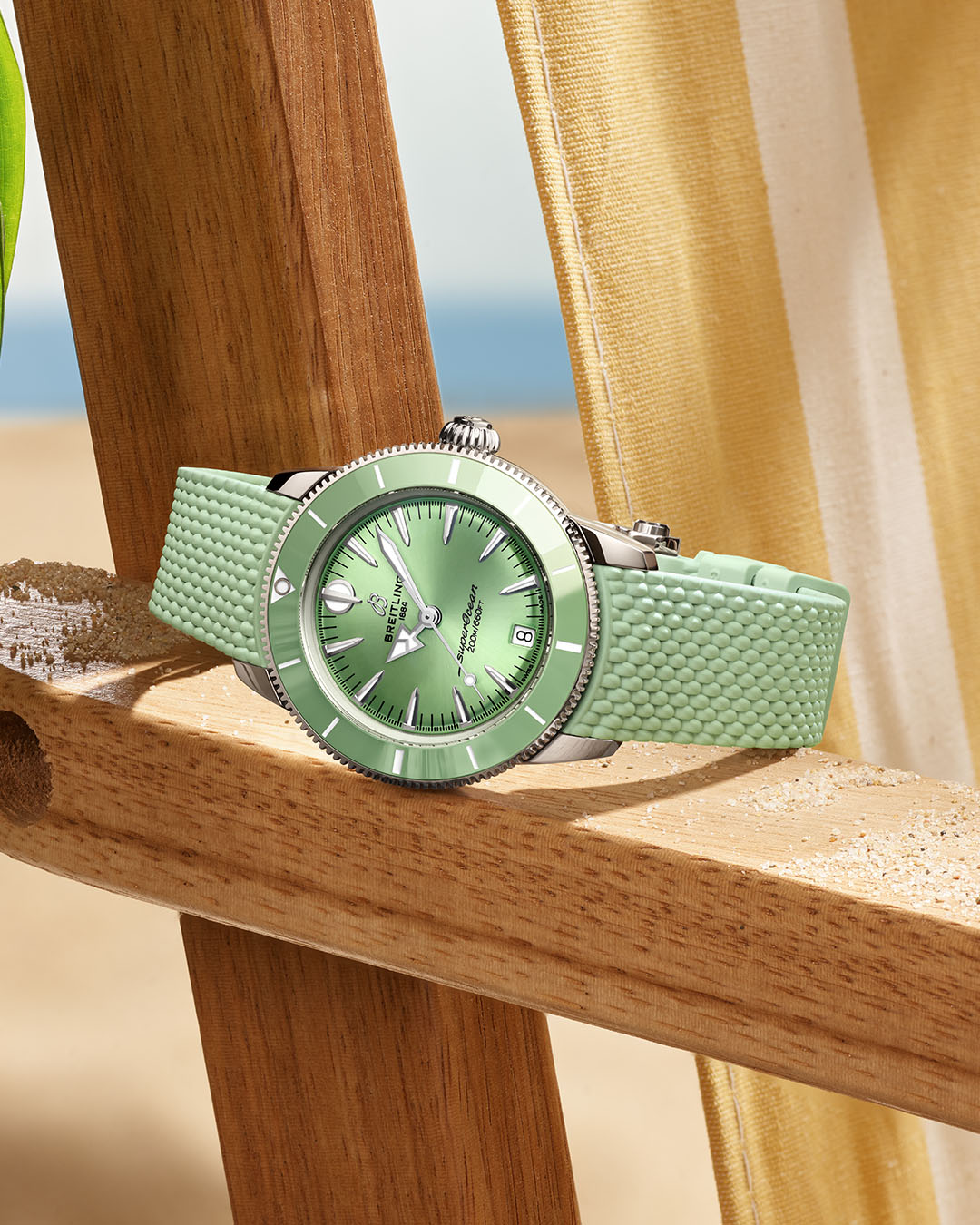 Breitling Superocean Heritage 36 Automatik Edelstahl grünes Zifferblatt grünes Kautschukband