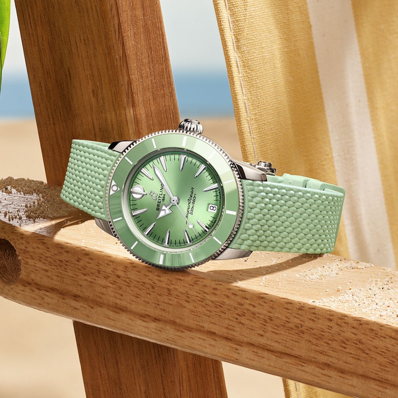 Breitling Superocean Heritage 36 Automatik Edelstahl grünes Zifferblatt grünes Kautschukband