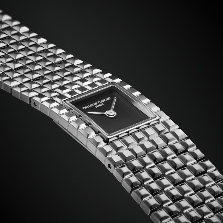 Frederique Constant Classics Manchette Quarz Edelstahl 25x20mm schwarzes Zifferblatt Metallband liegend