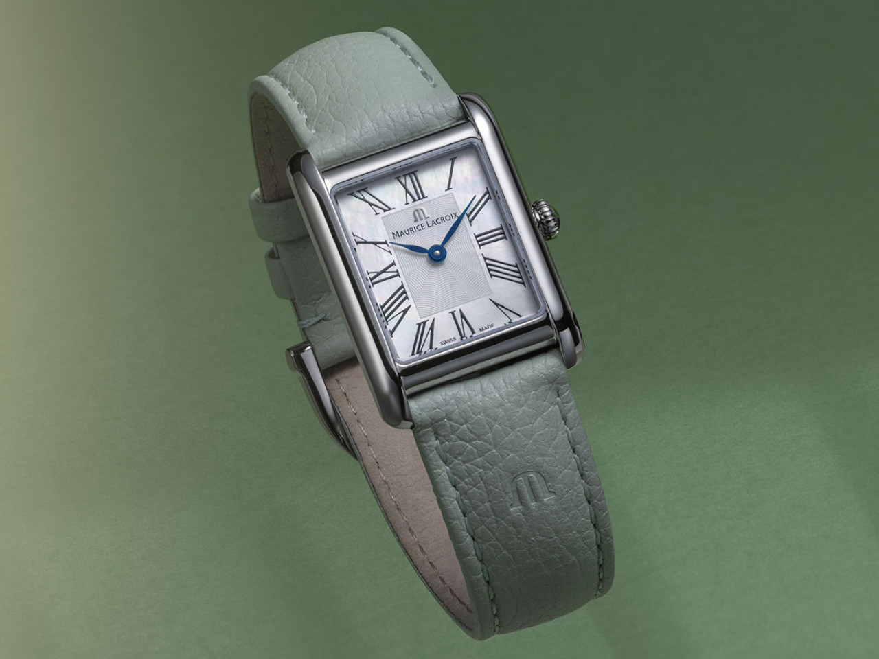 Maurice Lacroix Fiaba Square Quarz Edelstahl 24x34mm Perlmutt-Zifferblatt grünes Lederband