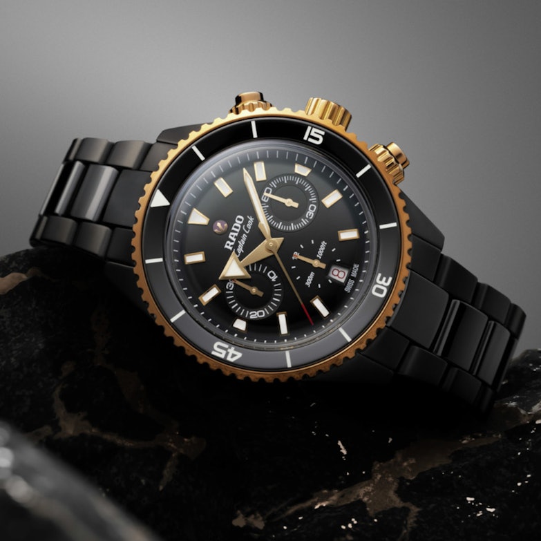 Rado Captain Cook Chronograph Automatik Keramik 43mm schwarzes Zifferblatt schwarzes Keramikband Szene