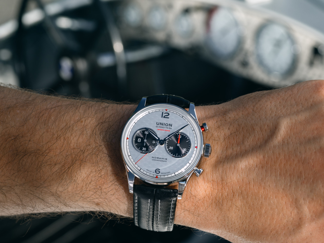 Union Glashütte Noramis Chronograph Sachsen Classic 2025 Limited Edition am Handgelenk