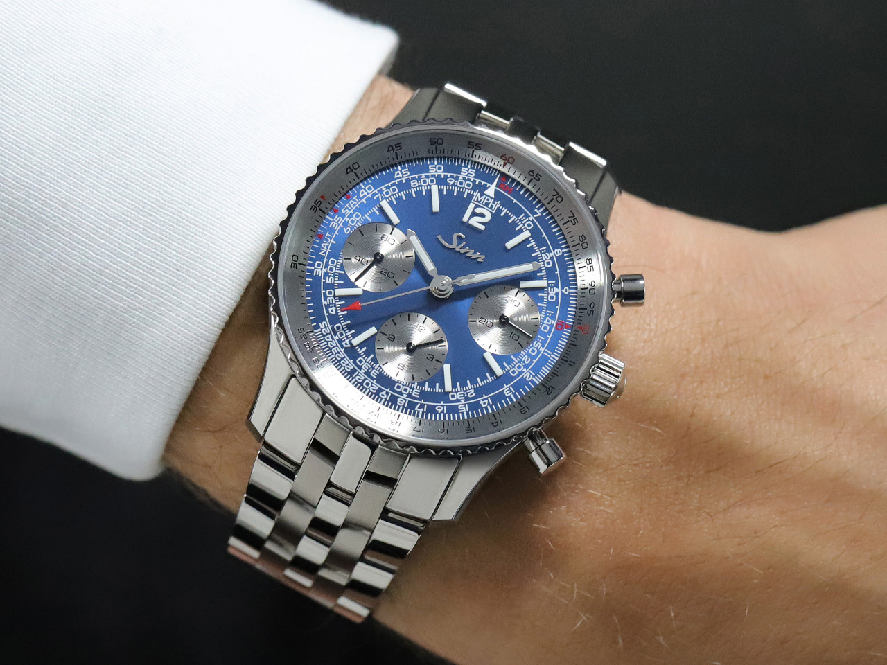 Sinn Spezialuhren 903 Ti II Jubiläum am Handgelenk