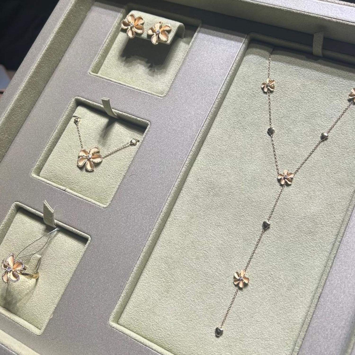 Juwelier Roller Inhorgenta 2026 - Messestand Cammilli Firenze Schmuck