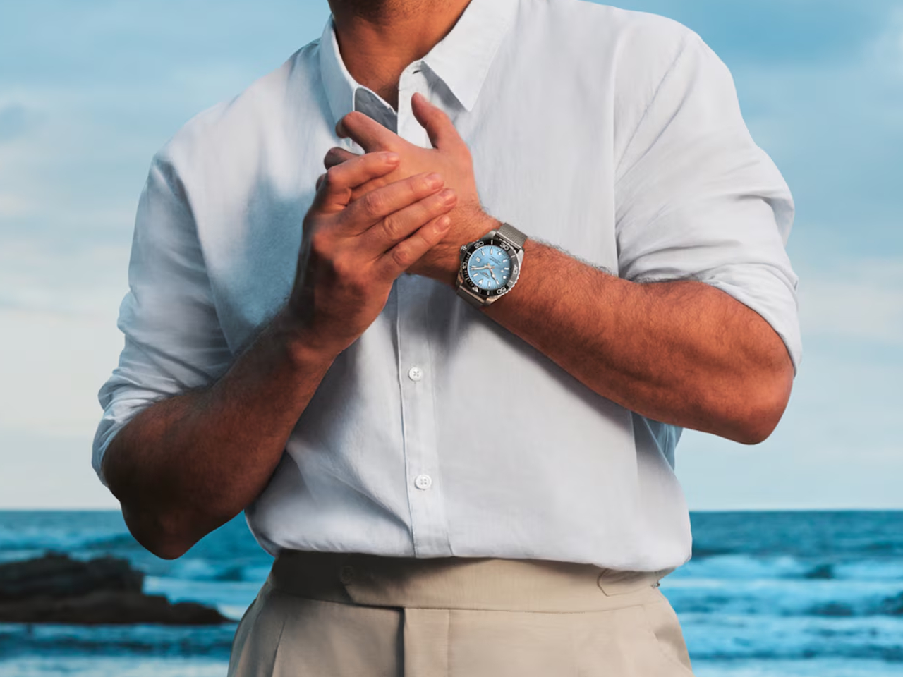 Longines HydroConquest Automatik Edelstahl 42mm blaues Zifferblatt Metallband am Handgelenk