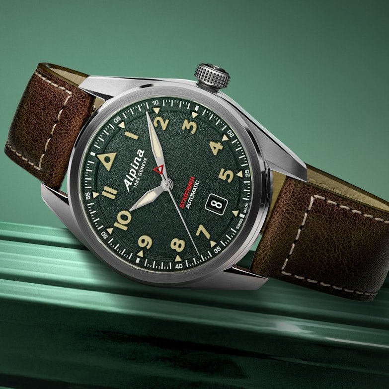 Alpina Startimer Pilot Automatik Edelstahl 40mm graues Zifferblatt braunes Lederband