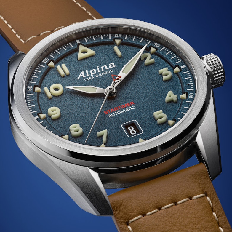 Alpina Startimer Pilot Automatik Edelstahl 40mm blaues Zifferblatt braunes Lederband
