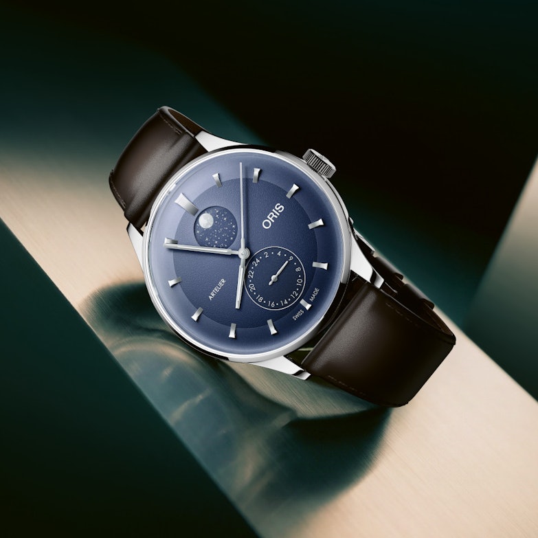 Oris Artelier Complication Automatik Edelstahl 39,5mm blaues Zifferblatt braunes Lederband