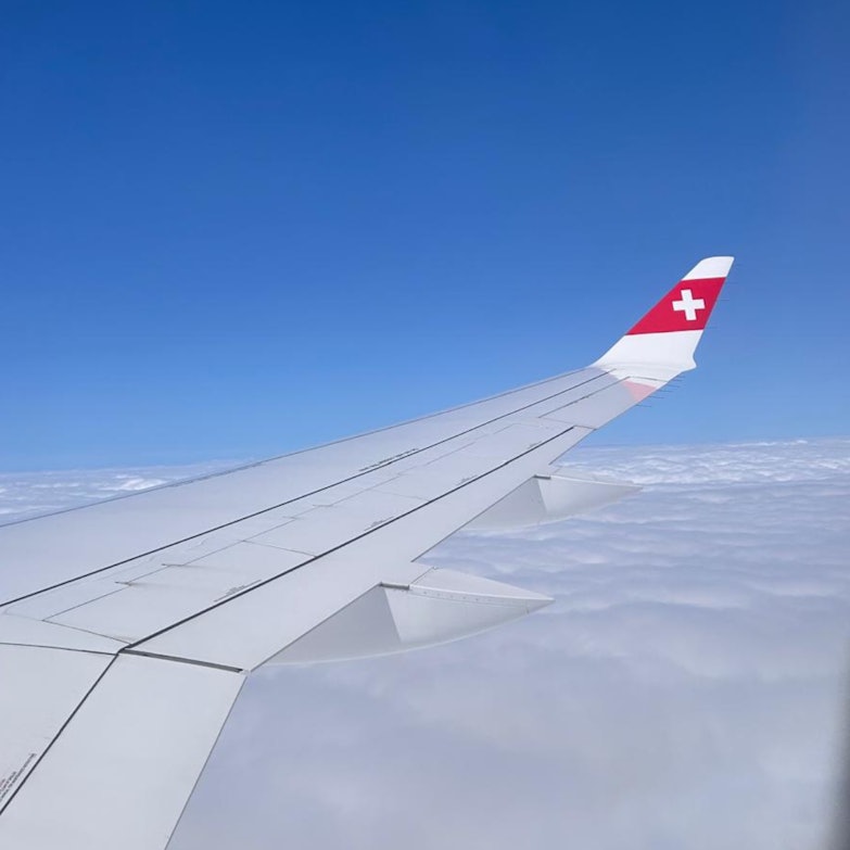 Juwelier Roller - Watches & Wonders 2026 | Flug von Prag