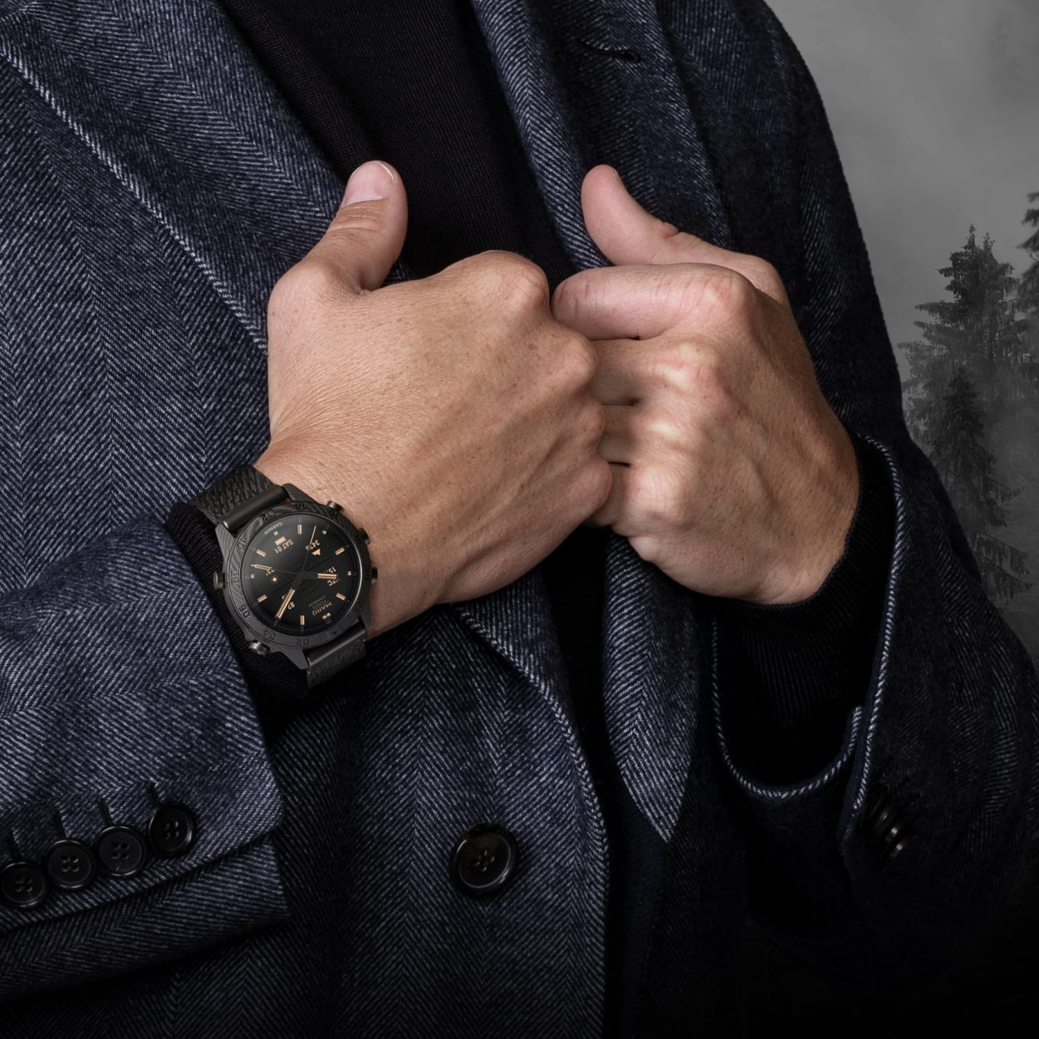 Garmin MARQ Commander am Handgelenk