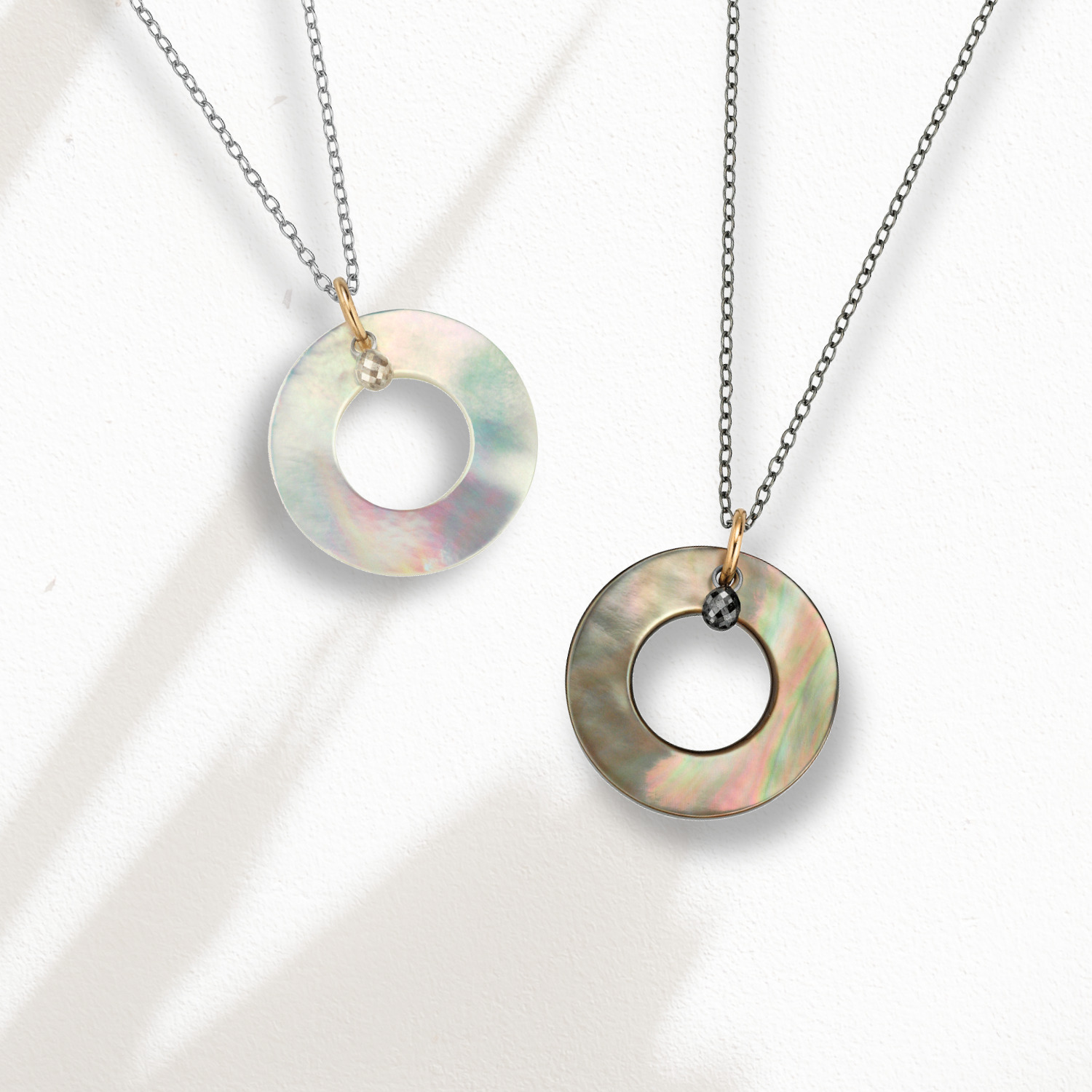Gellner Sonderedition Collier "Roller Dark Edition" Silber 45cm Kreis aus schwarzem Perlmutt mit Briolett 0,230ct