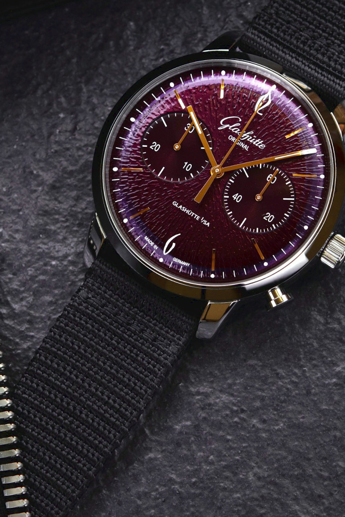 Startseitenbanner mobil Glashütte Original Sixties Chronograph Annual 2026