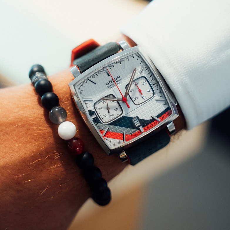 Averin Chronograph Sachsen Classic 2026 mit Kautschukband mit Lederband