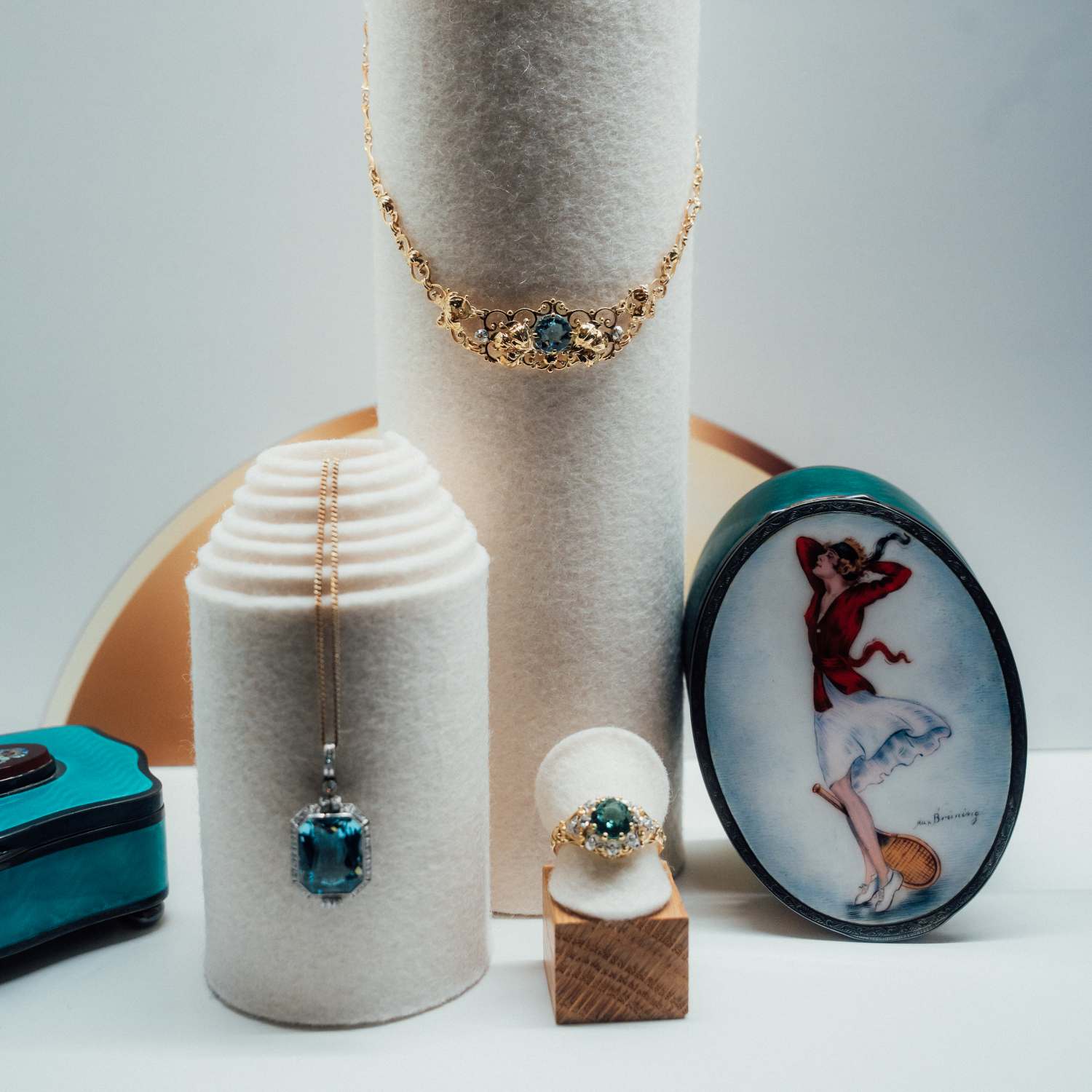 Event 40 Jahre Niessing Schnur | Collier, Kette und Ring