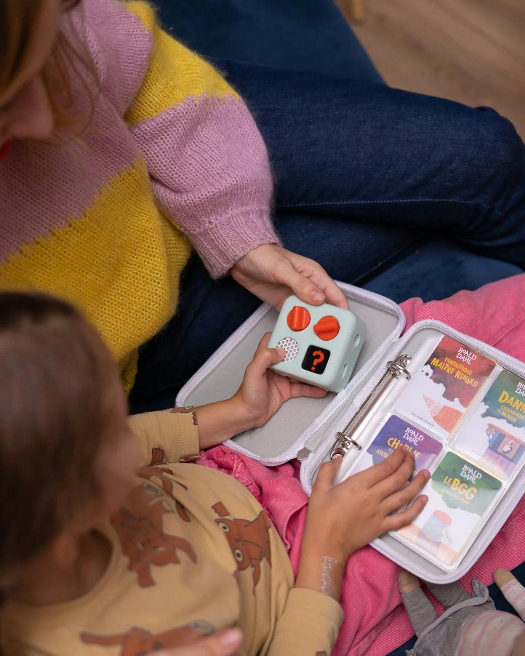 Yoto Mini et le porte-cartes