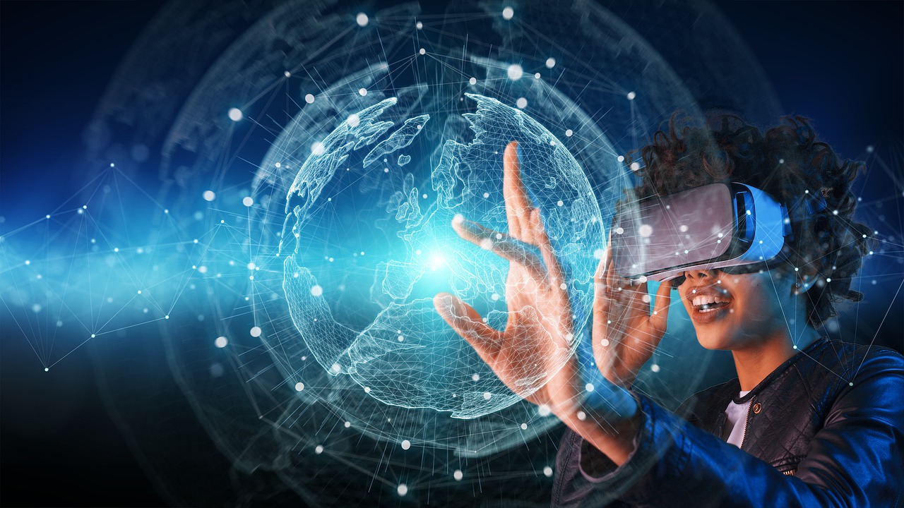 Virtual Reality and HCI