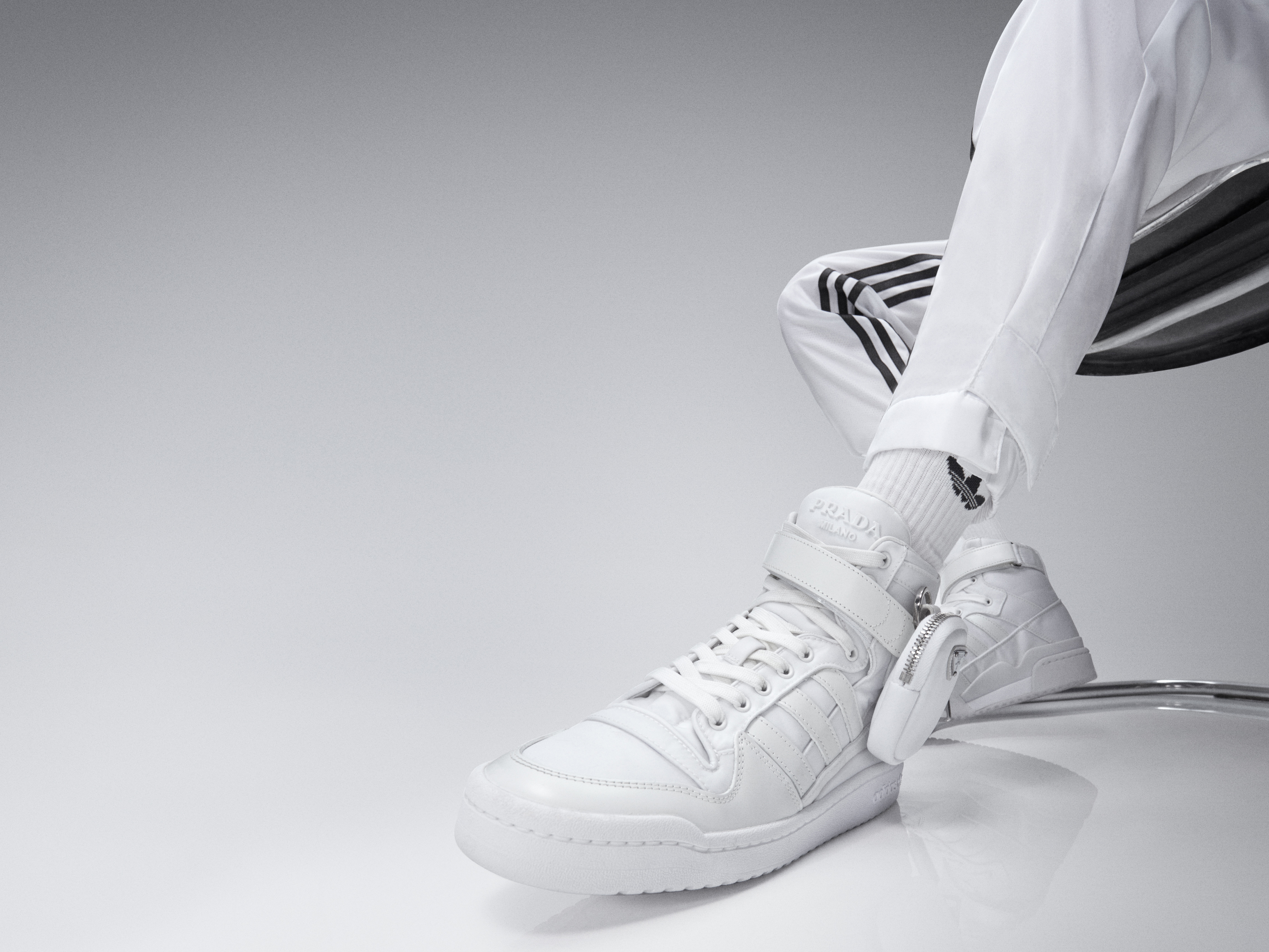 Adidas x Prada presentan Re-Nylon