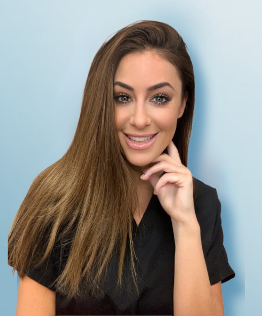 Nichole Mozart <br><em>Licensed Medical Aesthetician</em>