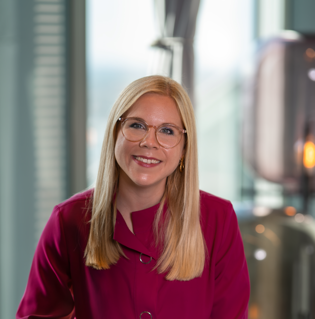 Britta Daffner Portrait persönlich rot