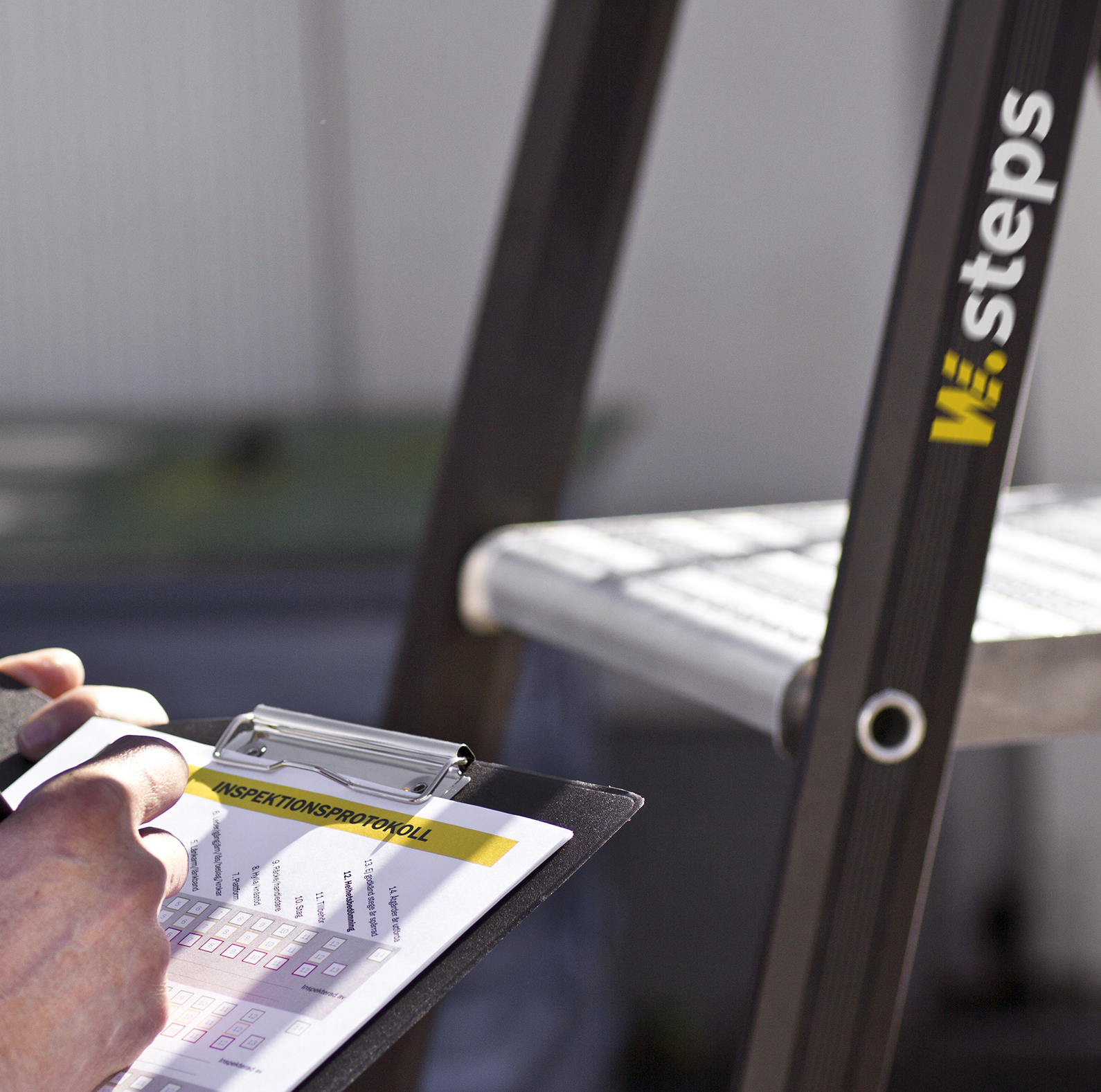 Step Ladders with Platform | W.steps