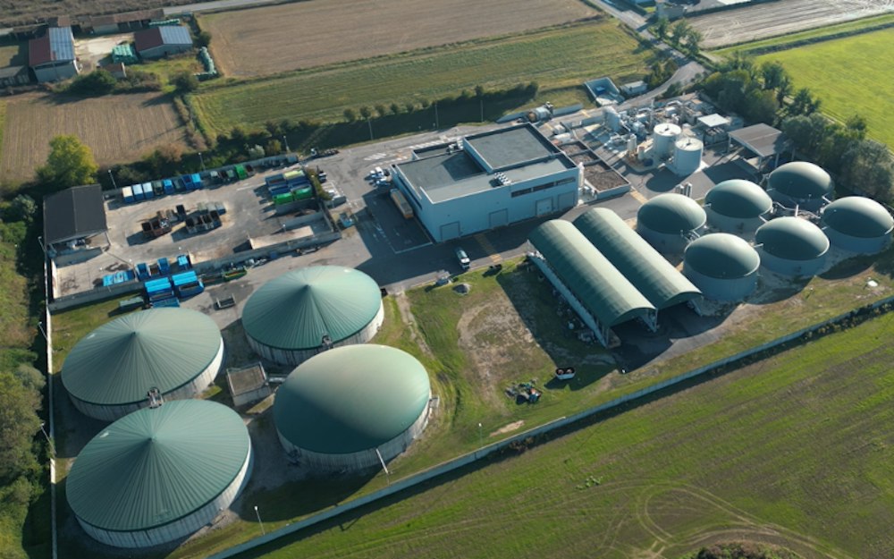 ON ORGANISCHEN ABFÄLLEN ZU BIOMETHAN: DIE AGRIPOWER SPA-ANLAGE