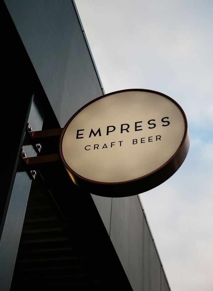 Empress bar