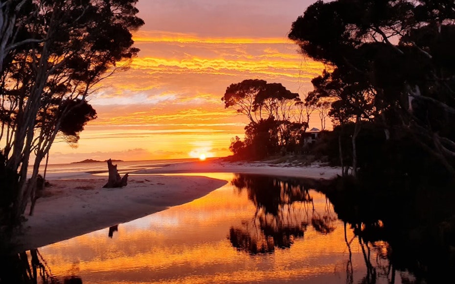 Sunrise at Sisters Beach