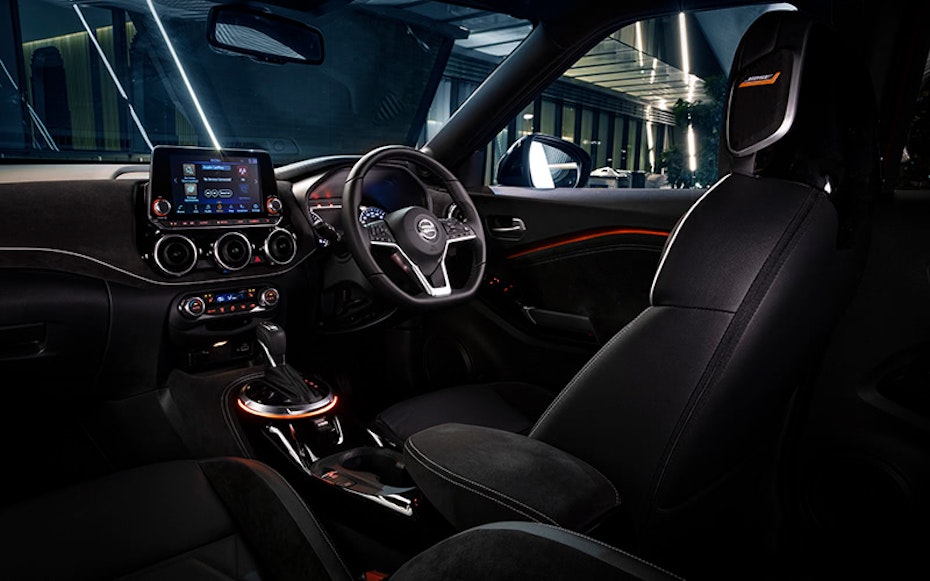 Front interior of Nissan Juke