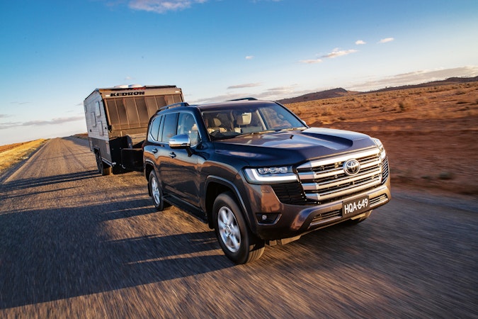 toyota landcruiser front