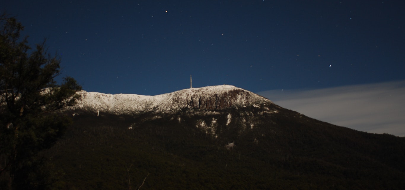 Snow-capped Mt Wellington Mt Wellington with snow and stars