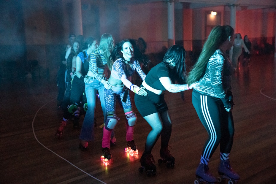 people rollerskating