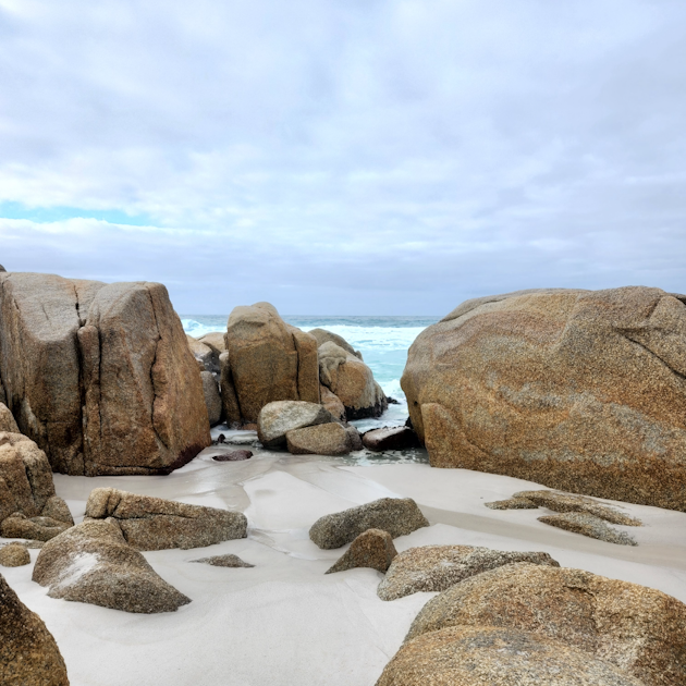 Rocks at Bay of Fires Tasmania