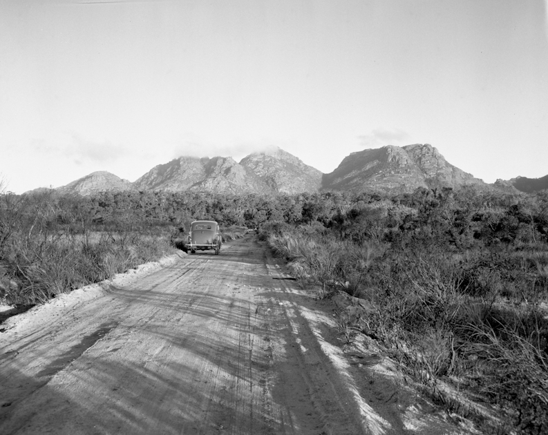 Road to Coles Bay