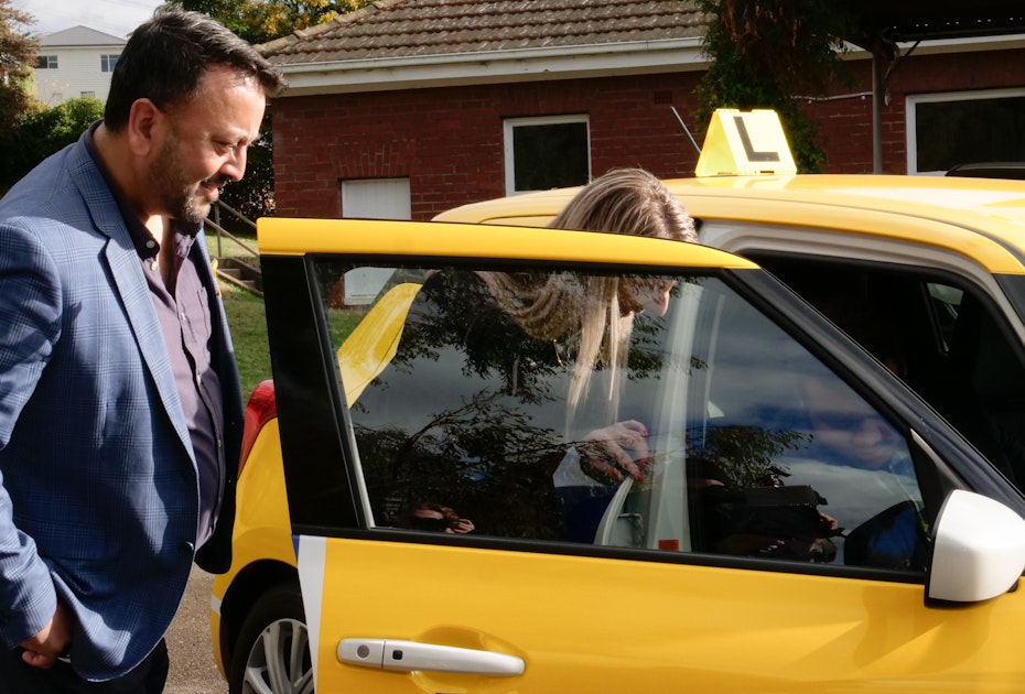 100 driver training lessons given to underprivileged – RACT