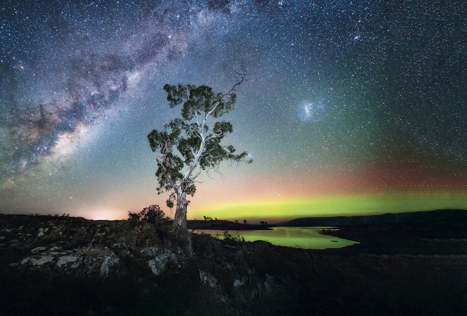 Spectacular lights of nuyina/ Aurora Australis