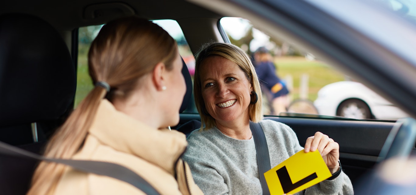 New driver and mum with L plate