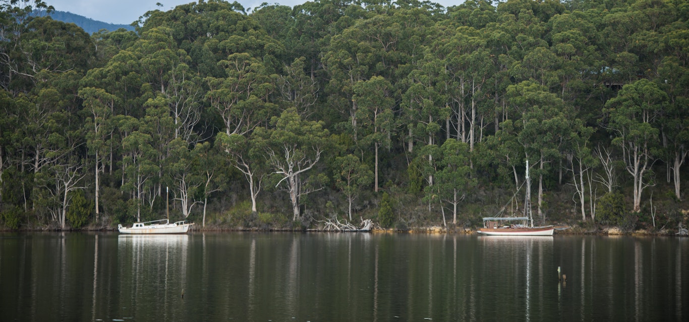 Boats on the Huon River Boats on the Huon River