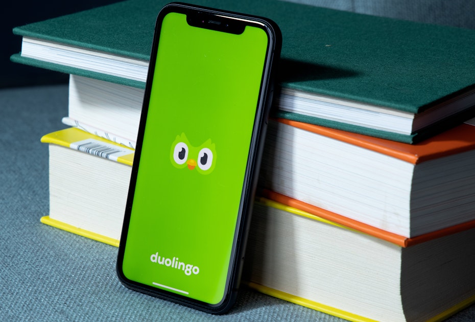 Phone with duolingo app downloaded