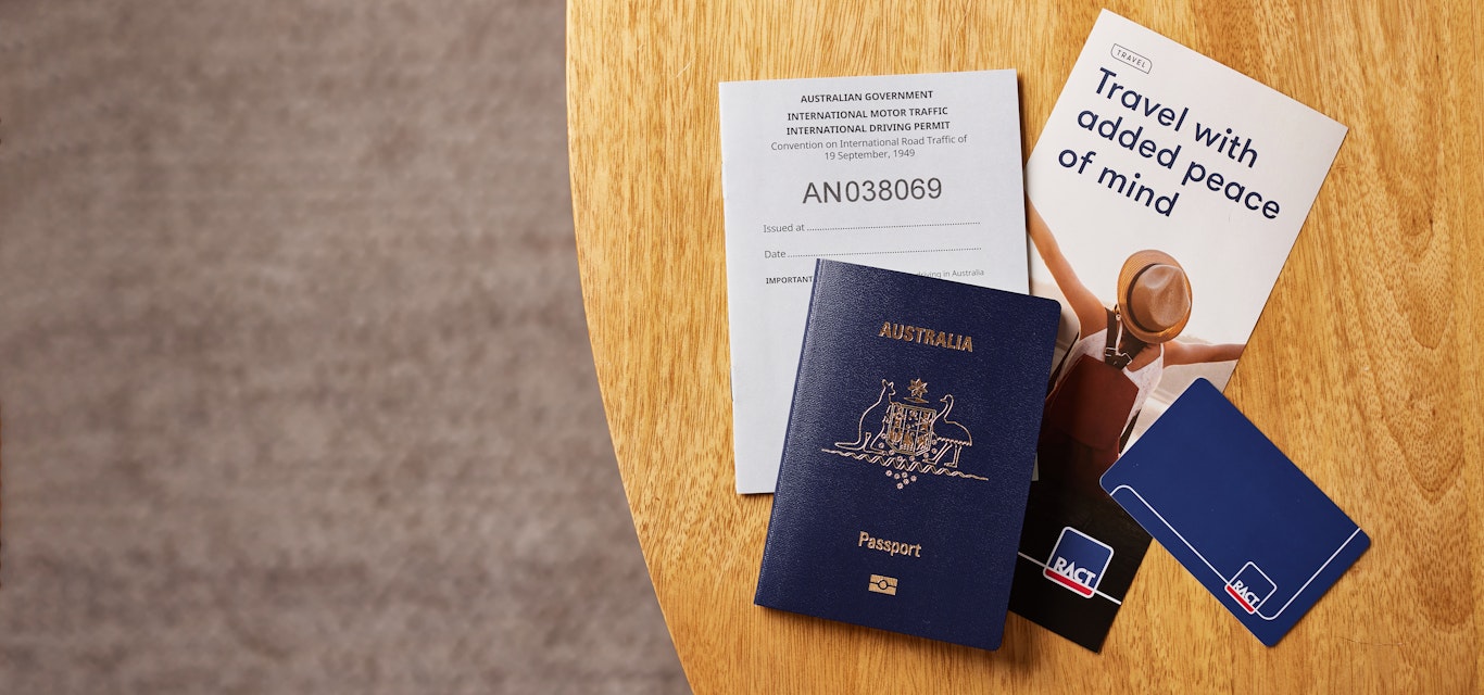 Get An International Driving License Online: Tips From International Travel Permits