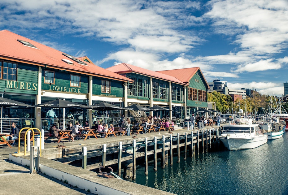 Mures sits on the picturesque Hobart Waterfront
