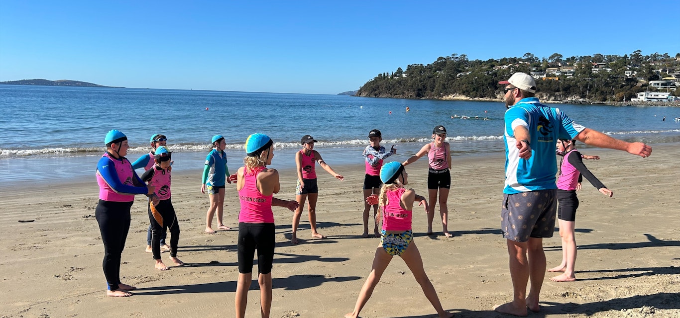 Will Fitchett training Nippers.