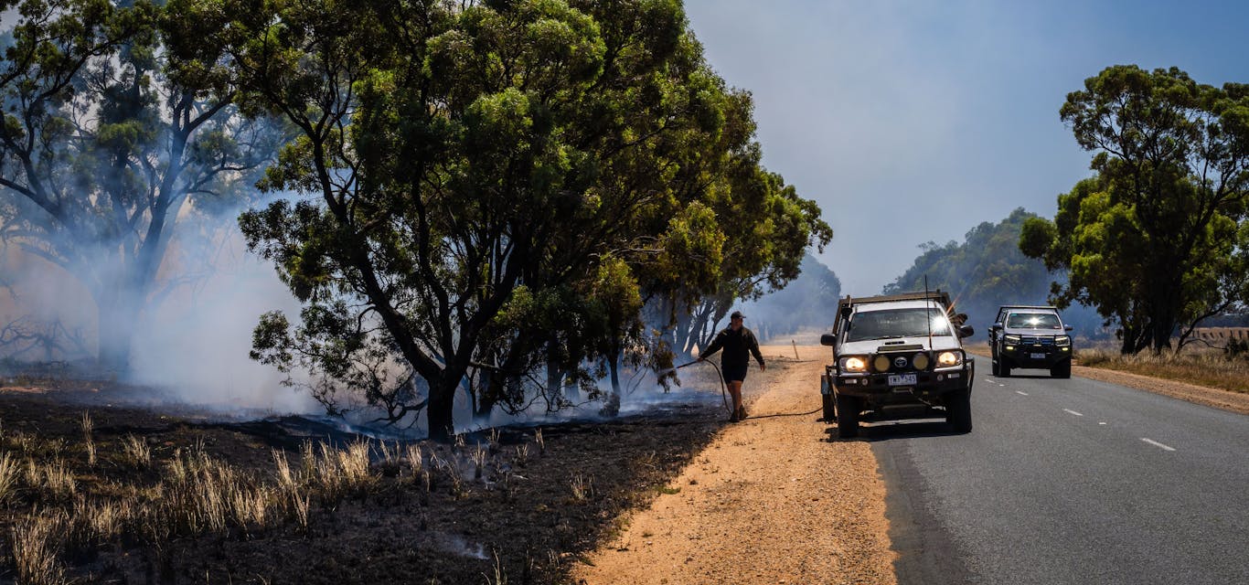 Roadside fire - Tasmanian Policy Exchange Report Cars and roadside fire