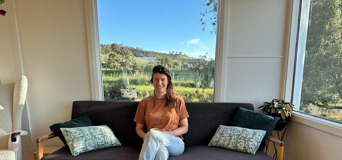 Red Cross volunteer Jessamy Bath says strong community ties can be your biggest asset in a bushfire. Jessamy Bath at home in Tasmania.