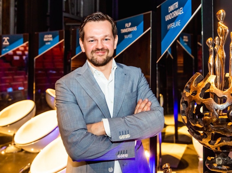 Filip Timmermans enz ijn JCI Jonge Ondernemer Limburg Award bij de uitreiking in 2019